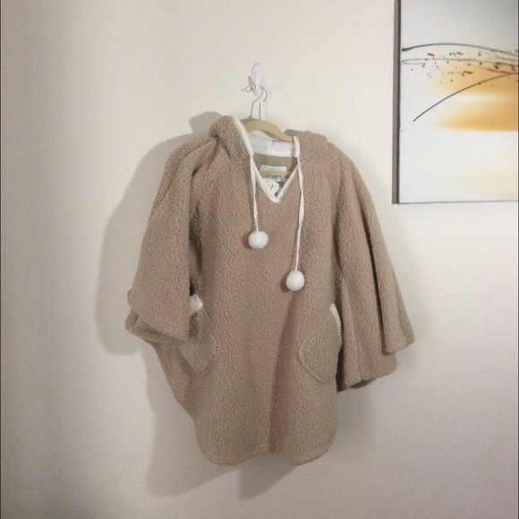 Cozy pajama Sherpa poncho - Picture 2 of 6